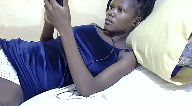 Snapshot of Slender-simple1 chatting on February 26, 5:00 pm Slender-simple1 online show from February 26, 5:00 pm