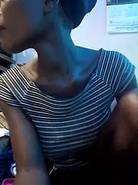 Snapshot of Slender-simple1 chatting on September 25, 3:51 pm Slender-simple1 online show from September 25, 3:51 pm