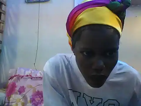 Snapshot of Slender-simple1 chatting on October 31, 1:52 pm Slender-simple1 online show from October 31, 1:52 pm