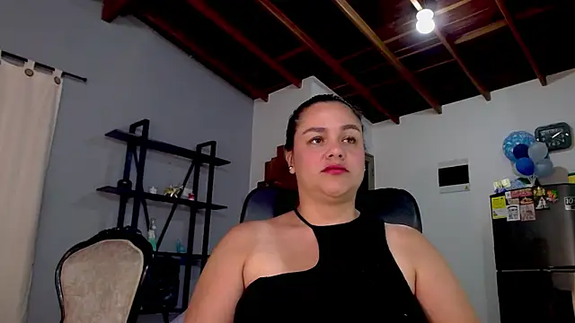 maela1 online show from October 19, 7:11 am