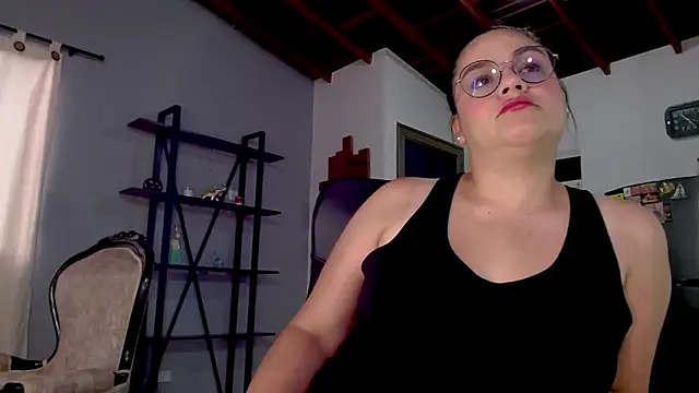 maela1 online show from September 25, 9:54 pm