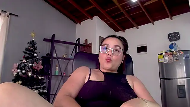 maela1 online show from December 20, 6:33 pm