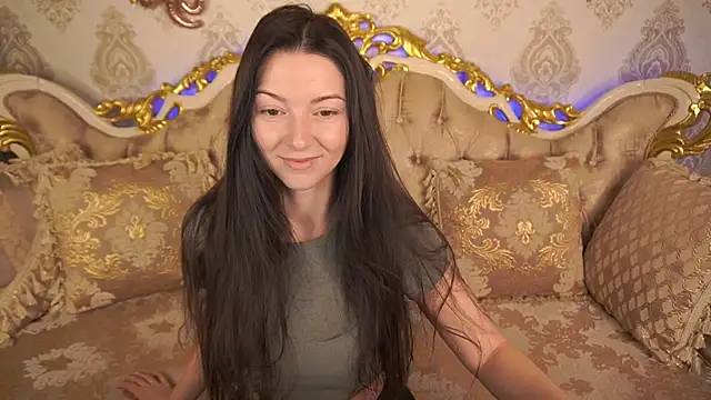 Snapshot of EmilyHalls chatting on March 6, 7:03 am EmilyHalls online show from March 6, 7:03 am