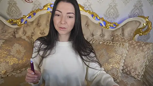Snapshot of EmilyHalls chatting on March 11, 7:14 am EmilyHalls online show from March 11, 7:14 am