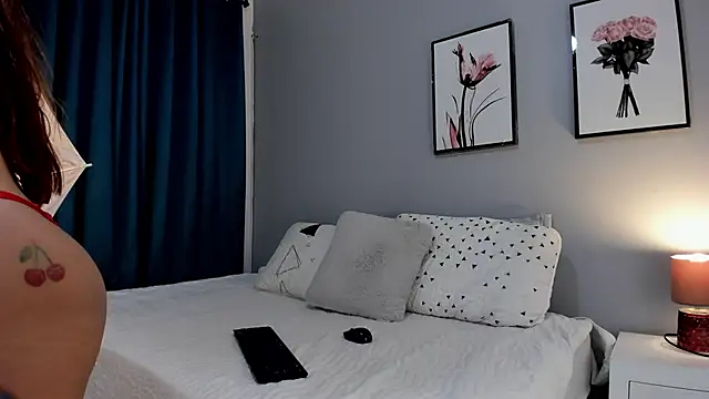 Estrella Duran online show from February 13, 12:16 pm