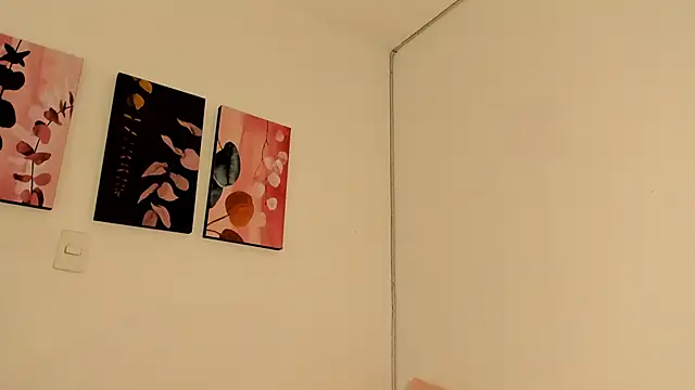 Estrella Duran online show from February 3, 10:43 pm