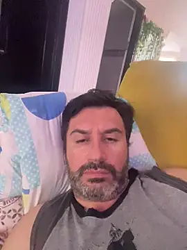 Snapshot of rodrher81 chatting on June 19, 7:52 pm rodrher81 online show from June 19, 7:52 pm