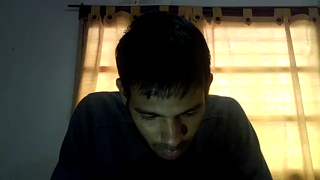 JohanyLatino online show from March 14, 1:39 pm