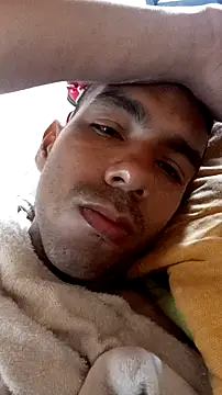 JohanyLatino online show from March 29, 2:41 pm