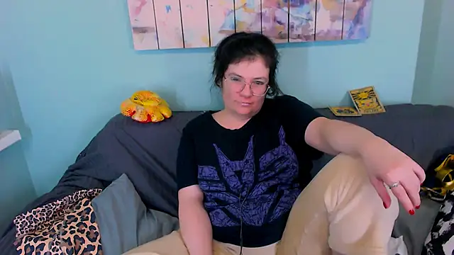 EverlyRays online show from March 24, 3:06 am