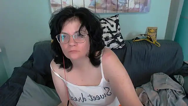 Snapshot of EverlyRays chatting on September 22, 7:31 pm EverlyRays online show from September 22, 7:31 pm