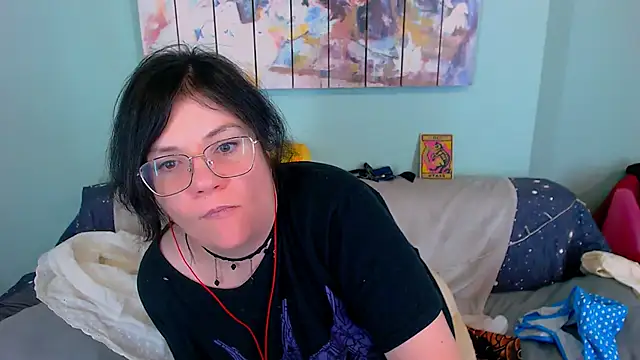 EverlyRays online show from February 7, 4:04 pm