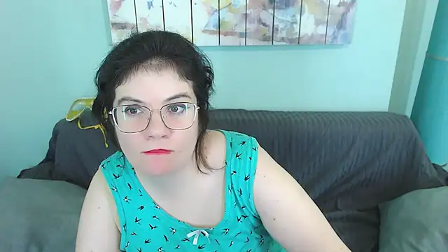 Snapshot of EverlyRays chatting on March 21, 5:02 pm EverlyRays online show from March 21, 5:02 pm