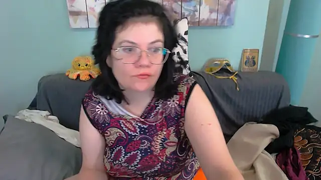 Snapshot of EverlyRays chatting on September 14, 12:05 pm EverlyRays online show from September 14, 12:05 pm