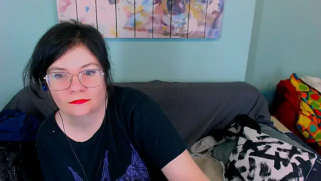 EverlyRays online show from April 4, 12:17 am