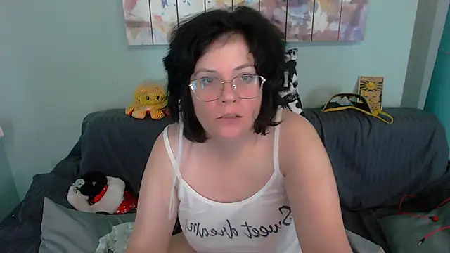 Snapshot of EverlyRays chatting on September 22, 7:14 am EverlyRays online show from September 22, 7:14 am