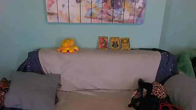 EverlyRays online show from February 19, 2:14 pm