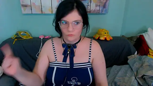 EverlyRays online show from April 17, 7:28 pm