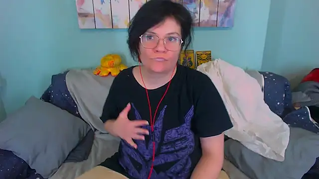 EverlyRays online show from February 13, 6:02 am