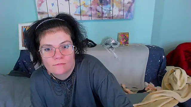 EverlyRays online show from January 10, 4:02 pm