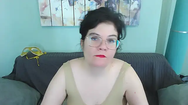 Snapshot of EverlyRays chatting on March 17, 6:00 pm EverlyRays online show from March 17, 6:00 pm