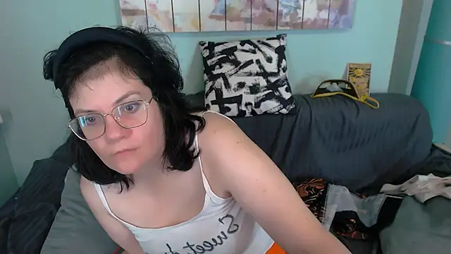 Snapshot of EverlyRays chatting on September 21, 4:23 pm EverlyRays online show from September 21, 4:23 pm