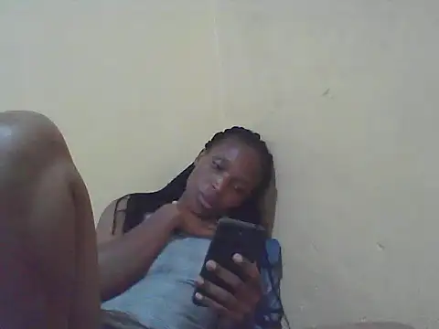 Snapshot of Smillie_prety chatting on October 30, 3:53 pm Smillie prety online show from October 30, 3:53 pm