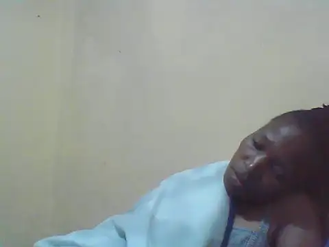 Snapshot of Smillie_prety chatting on November 19, 4:23 am Smillie prety online show from November 19, 4:23 am