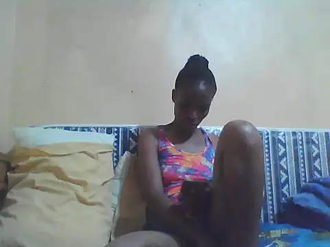 Smillie prety online show from April 23, 3:35 pm