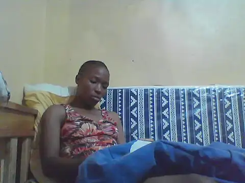 Smillie prety online show from March 19, 5:29 am