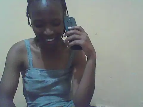 Snapshot of Smillie_prety chatting on November 4, 5:06 pm Smillie prety online show from November 4, 5:06 pm