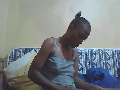 Smillie prety online show from March 27, 8:26 am