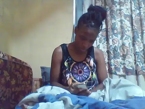 Snapshot of Smillie_prety chatting on July 8, 4:57 am Smillie prety online show from July 8, 4:57 am