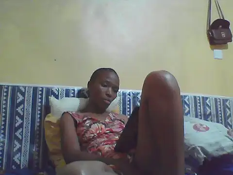 Smillie prety online show from March 22, 10:06 am