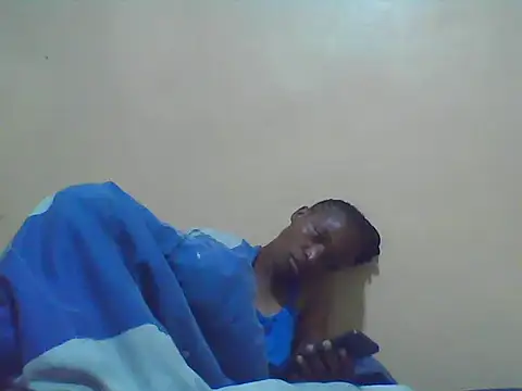 Smillie prety online show from February 18, 5:05 am