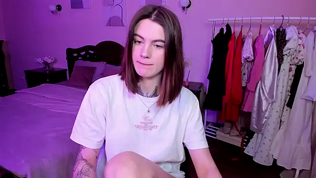 Snapshot of NikkieKatty chatting on January 21, 5:09 pm NikkieKatty online show from January 21, 5:09 pm