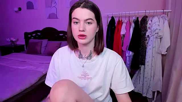 Snapshot of NikkieKatty chatting on January 22, 8:06 pm NikkieKatty online show from January 22, 8:06 pm