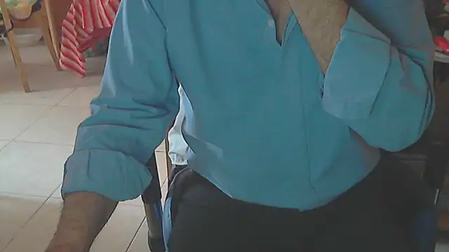 Snapshot of angelgarcia269 chatting on October 3, 11:56 am angelgarcia269 online show from October 3, 11:56 am