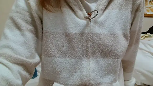 liliyRiSAcha-n online show from December 16, 6:53 am