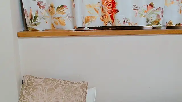 liliyRiSAcha-n online show from November 7, 8:19 am