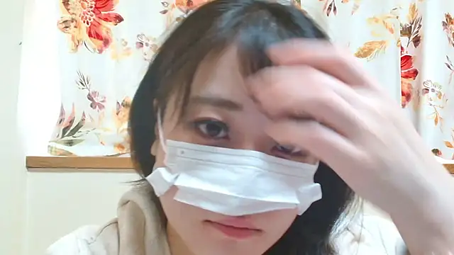 Snapshot of liliyRiSAcha-n chatting on February 14, 6:24 am liliyRiSAcha-n online show from February 14, 6:24 am