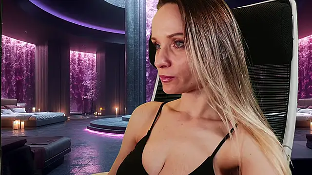 Snapshot of Louise-dance chatting on March 22, 2:16 am Louise-dance online show from March 22, 2:16 am