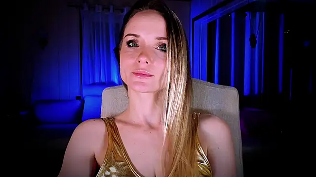 Snapshot of Louise-dance chatting on January 10, 9:31 pm Louise-dance online show from January 10, 9:31 pm