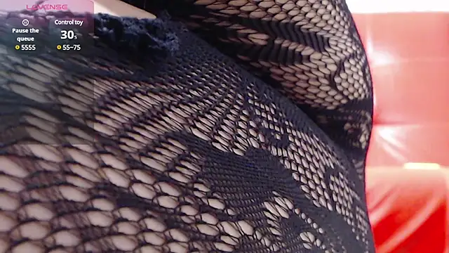 Snapshot of Taisia_W chatting on March 22, 4:04 pm Taisia W online show from March 22, 4:04 pm