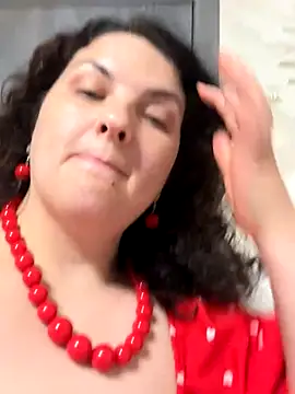 Snapshot of Taisia_W chatting on September 25, 5:46 am Taisia W online show from September 25, 5:46 am