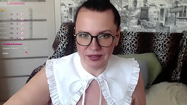 Snapshot of your_space chatting on July 8, 2:24 am your space online show from July 8, 2:24 am