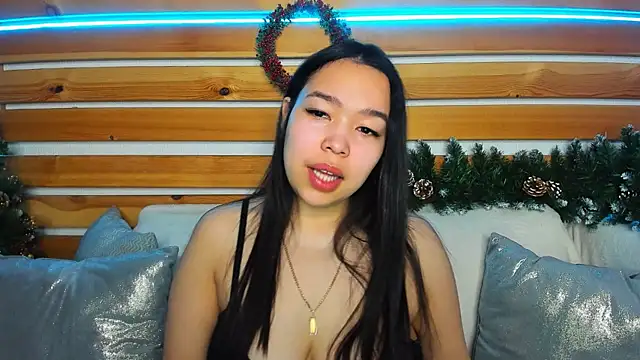 Kris top Lee online show from December 3, 1:47 am