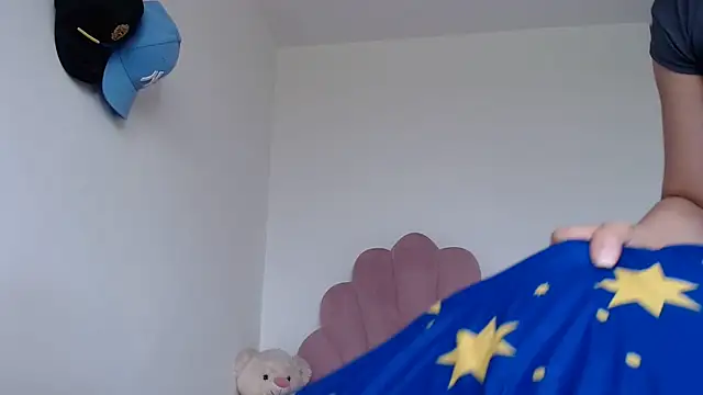 lady hot2xx online show from March 27, 4:19 pm