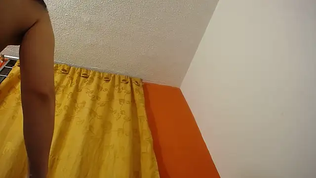 Snapshot of lady_hot2xx chatting on November 24, 9:53 am lady hot2xx online show from November 24, 9:53 am