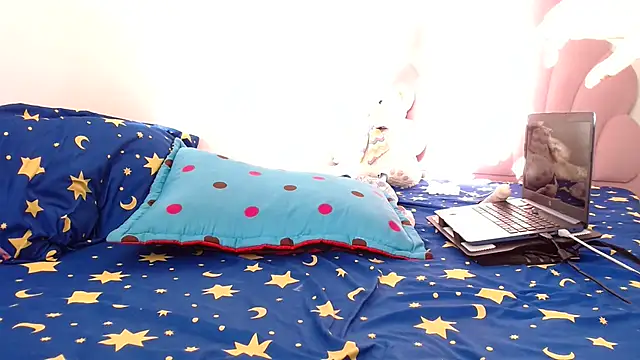 Snapshot of lady_hot2xx chatting on February 20, 12:07 pm lady hot2xx online show from February 20, 12:07 pm